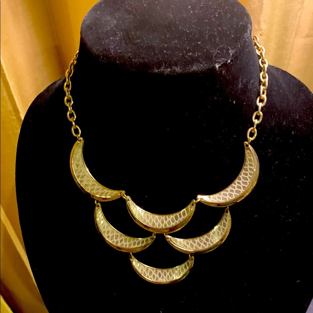 Golden Textured Necklace